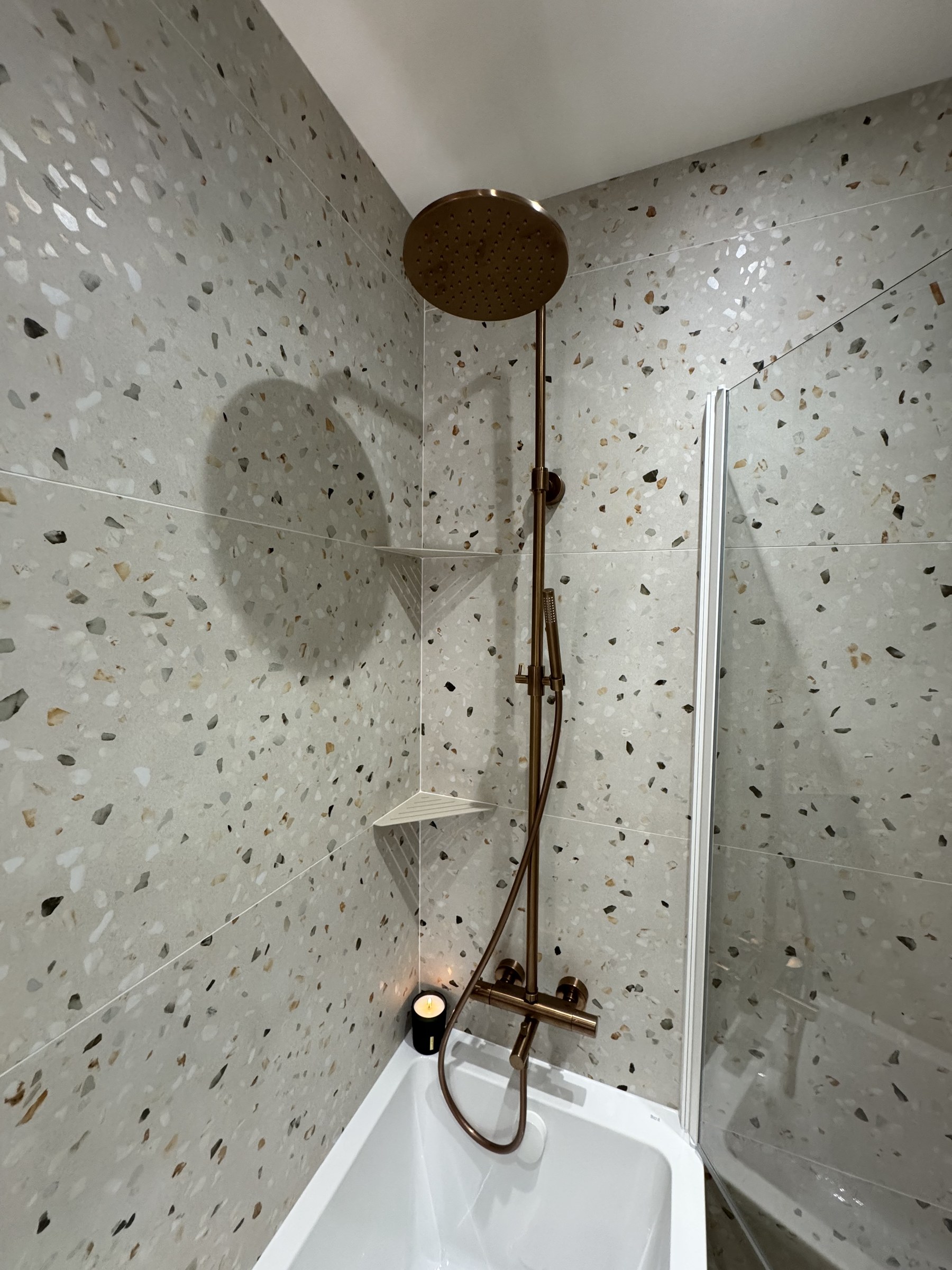 Colonne bain-douche