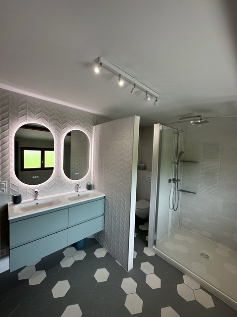 Salle de bain réalisée à Saint-Pierre-De-Chandieu